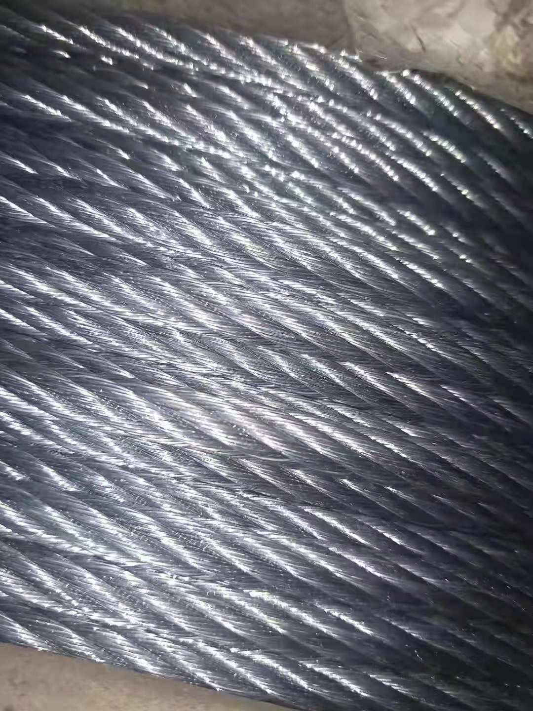 Cuerda de alambre de acero no galvanizado 6X29FI + FC